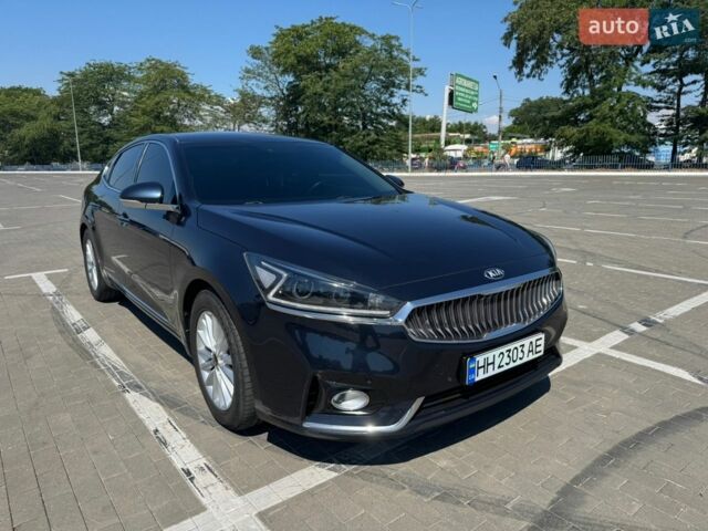 Синий Киа K7, объемом двигателя 3 л и пробегом 290 тыс. км за 14500 $, фото 1 на Automoto.ua