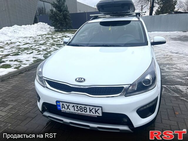 Белый Киа Rio X, объемом двигателя 1.6 л и пробегом 64 тыс. км за 16700 $, фото 1 на Automoto.ua