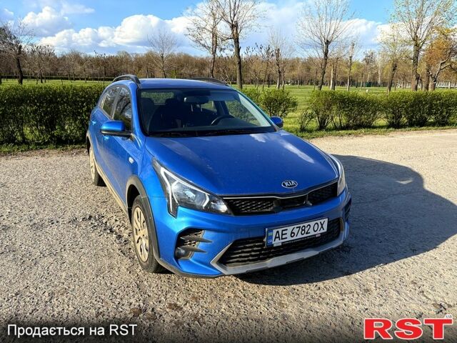 Синий Киа Rio X, объемом двигателя 1.4 л и пробегом 20 тыс. км за 18100 $, фото 1 на Automoto.ua