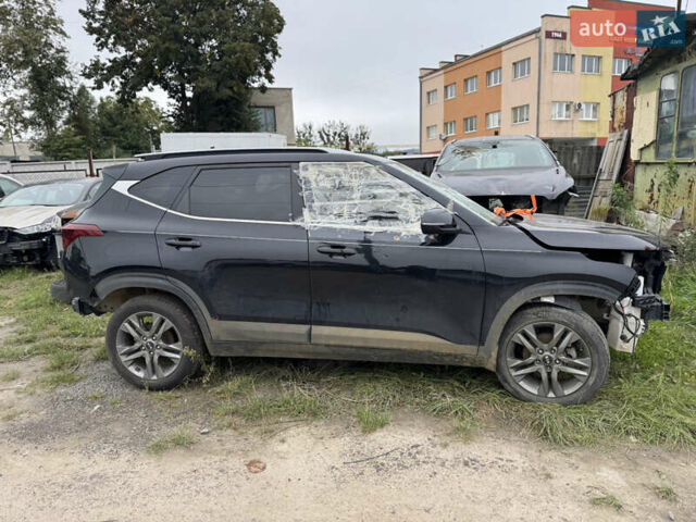 Черный Киа Seltos, объемом двигателя 2 л и пробегом 30 тыс. км за 9999 $, фото 1 на Automoto.ua