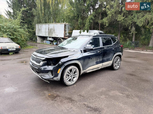 Чорний Кіа Seltos, об'ємом двигуна 2 л та пробігом 65 тис. км за 10500 $, фото 1 на Automoto.ua