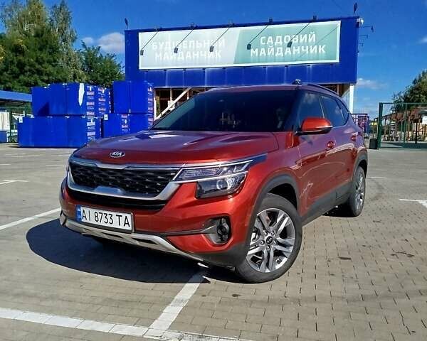 Красный Киа Seltos, объемом двигателя 2 л и пробегом 51 тыс. км за 17700 $, фото 1 на Automoto.ua