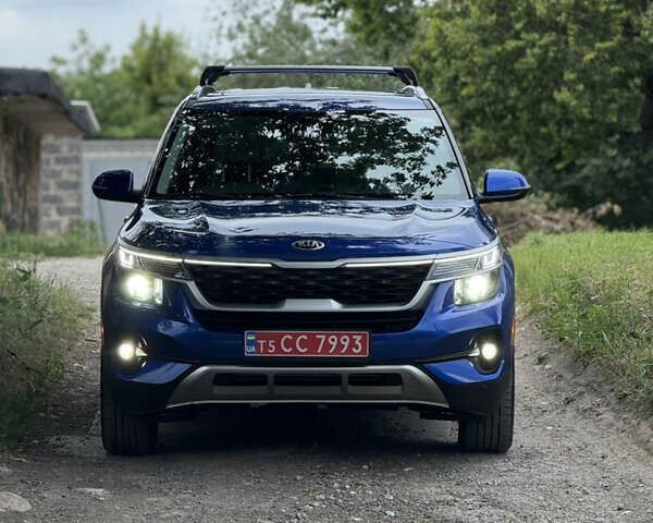 Синий Киа Seltos, объемом двигателя 2 л и пробегом 110 тыс. км за 18700 $, фото 1 на Automoto.ua