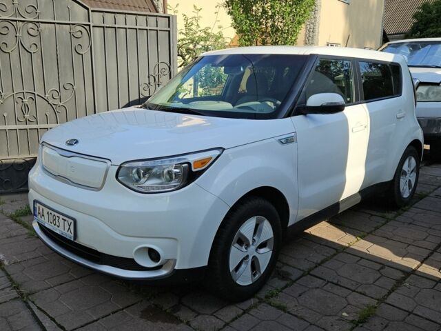 Білий Кіа Soul, об'ємом двигуна 0 л та пробігом 203 тис. км за 9999 $, фото 1 на Automoto.ua