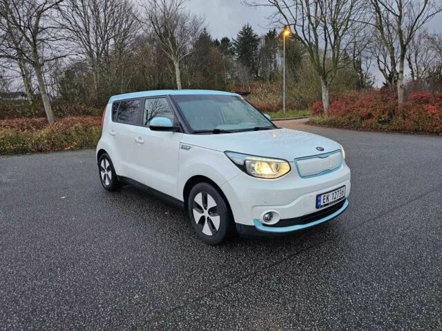 Білий Кіа Soul, об'ємом двигуна 0 л та пробігом 59 тис. км за 7300 $, фото 1 на Automoto.ua