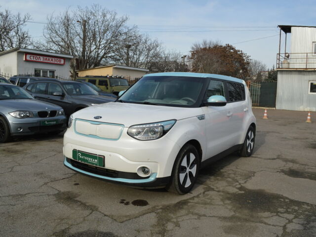 Білий Кіа Soul, об'ємом двигуна 0 л та пробігом 194 тис. км за 6200 $, фото 1 на Automoto.ua