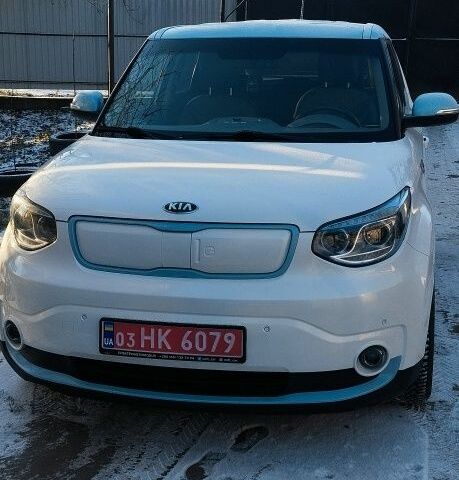 Білий Кіа Soul, об'ємом двигуна 2 л та пробігом 72 тис. км за 8200 $, фото 1 на Automoto.ua