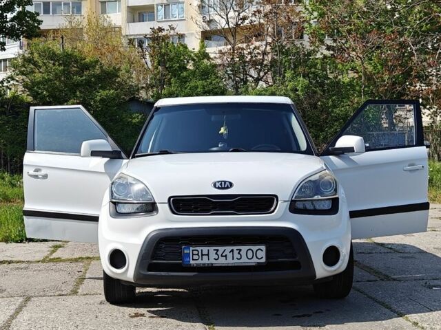 Белый Киа Soul, объемом двигателя 1.6 л и пробегом 280 тыс. км за 6692 $, фото 1 на Automoto.ua