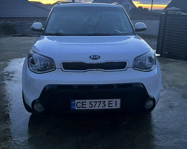 Белый Киа Soul, объемом двигателя 1.58 л и пробегом 190 тыс. км за 10000 $, фото 1 на Automoto.ua