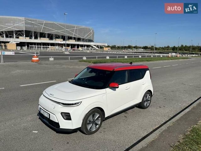 Белый Киа Soul, объемом двигателя 0 л и пробегом 40 тыс. км за 17900 $, фото 1 на Automoto.ua