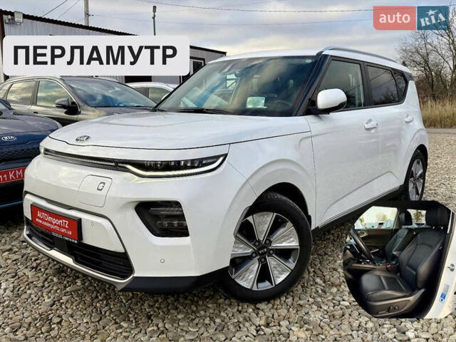 Белый Киа Soul, объемом двигателя 0 л и пробегом 26 тыс. км за 21500 $, фото 1 на Automoto.ua