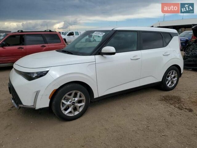 Білий Кіа Soul, об'ємом двигуна 2 л та пробігом 35 тис. км за 6000 $, фото 1 на Automoto.ua