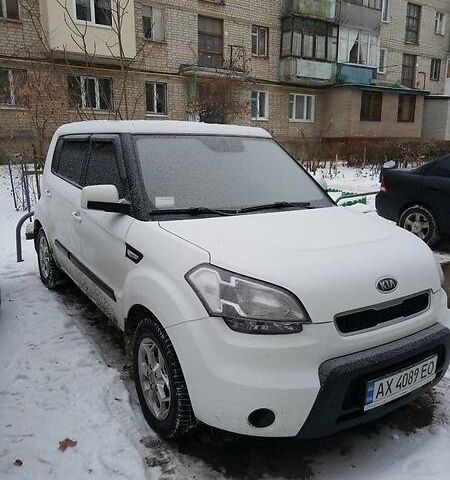 Белый Киа Soul, объемом двигателя 1.6 л и пробегом 105 тыс. км за 8900 $, фото 1 на Automoto.ua