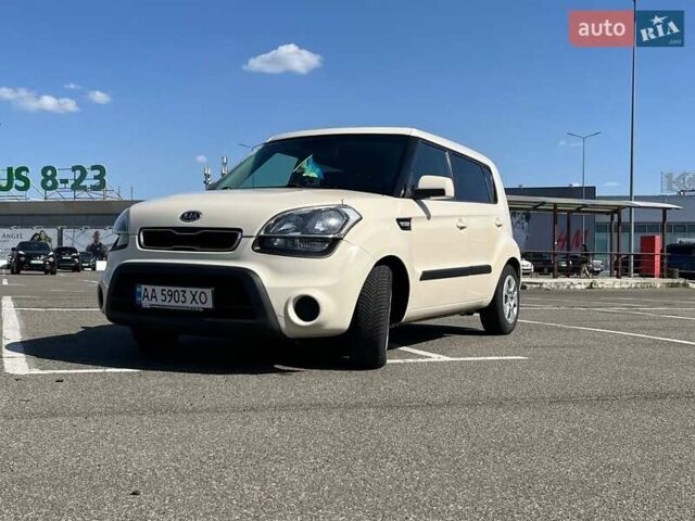 Бежевый Киа Soul, объемом двигателя 1.59 л и пробегом 220 тыс. км за 7900 $, фото 1 на Automoto.ua