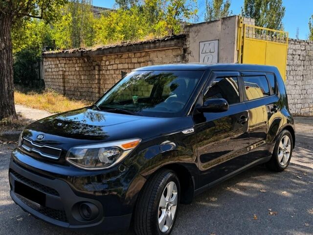 Черный Киа Soul, объемом двигателя 1.6 л и пробегом 123 тыс. км за 11323 $, фото 1 на Automoto.ua