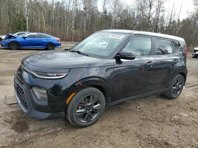 Черный Киа Soul, объемом двигателя 2 л и пробегом 108 тыс. км за 15500 $, фото 1 на Automoto.ua