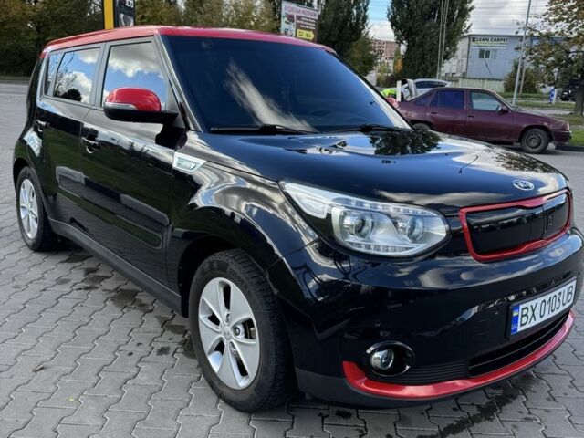 Чорний Кіа Soul, об'ємом двигуна 0 л та пробігом 111 тис. км за 7500 $, фото 1 на Automoto.ua