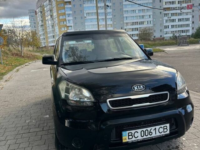 Черный Киа Soul, объемом двигателя 1.6 л и пробегом 271 тыс. км за 4700 $, фото 1 на Automoto.ua