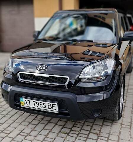 Черный Киа Soul, объемом двигателя 1.59 л и пробегом 199 тыс. км за 6500 $, фото 1 на Automoto.ua