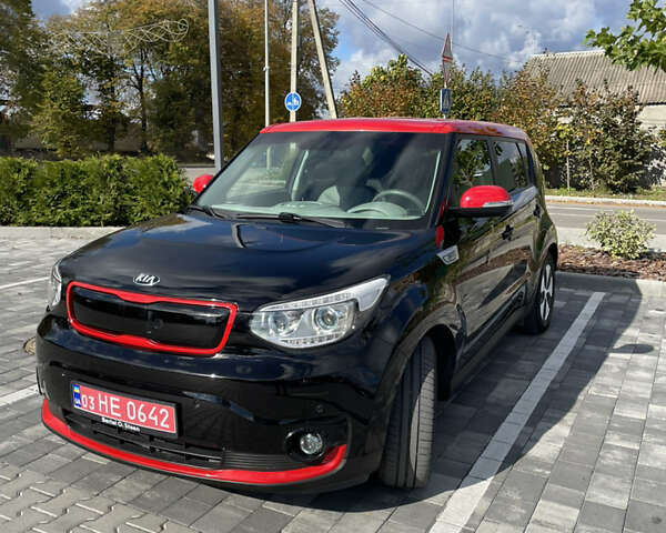 Черный Киа Soul, объемом двигателя 0 л и пробегом 125 тыс. км за 10900 $, фото 1 на Automoto.ua