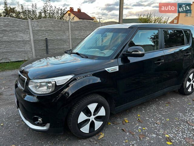 Черный Киа Soul, объемом двигателя 0 л и пробегом 97 тыс. км за 5400 $, фото 1 на Automoto.ua