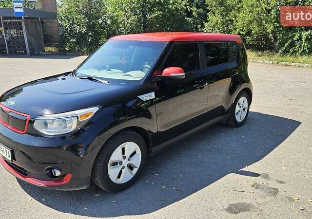 Чорний Кіа Soul, об'ємом двигуна 0 л та пробігом 85 тис. км за 11000 $, фото 1 на Automoto.ua