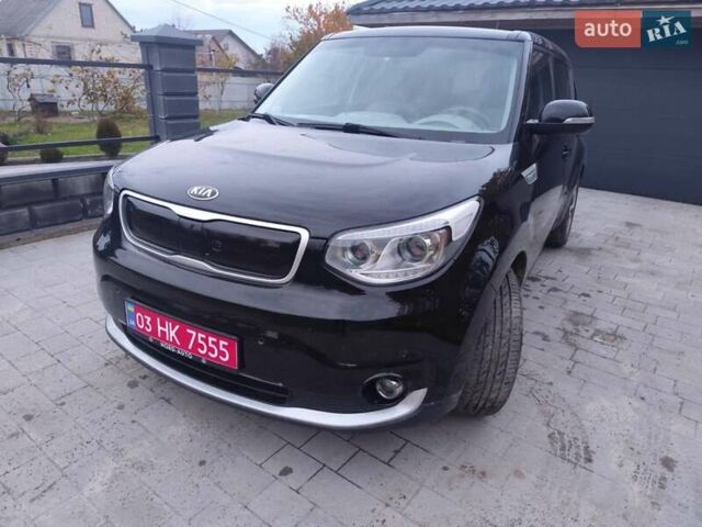 Черный Киа Soul, объемом двигателя 0 л и пробегом 118 тыс. км за 11000 $, фото 1 на Automoto.ua