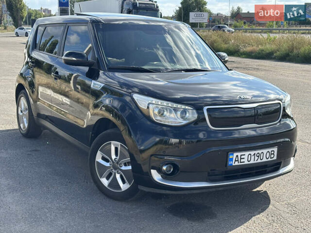 Черный Киа Soul, объемом двигателя 0 л и пробегом 61 тыс. км за 9300 $, фото 1 на Automoto.ua