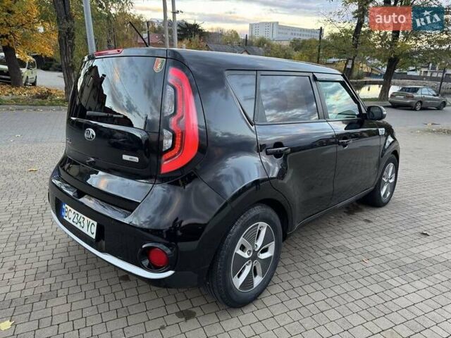 Киа Soul 2017 в Дрогобыче на Automoto.ua Черный Киа Soul, объемом двигателя 0 л и пробегом 160 тыс. км за 8500 $, фото 1 на Automoto.ua