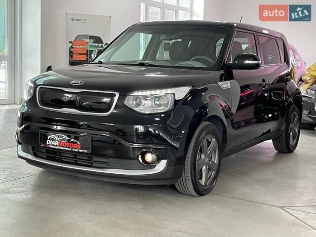 Чорний Кіа Soul, об'ємом двигуна 0 л та пробігом 122 тис. км за 11700 $, фото 1 на Automoto.ua