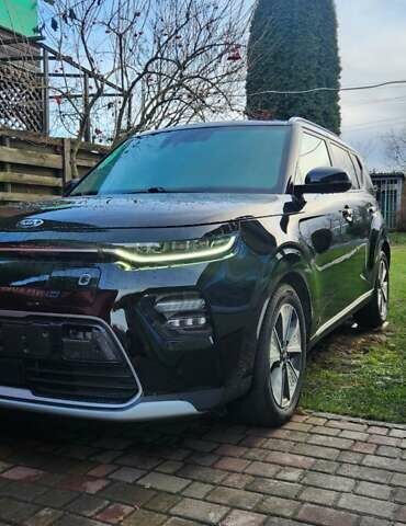 Черный Киа Soul, объемом двигателя 0 л и пробегом 29 тыс. км за 15950 $, фото 1 на Automoto.ua