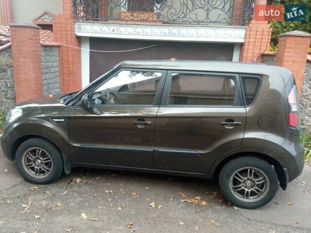 Коричневий Кіа Soul, об'ємом двигуна 1.59 л та пробігом 140 тис. км за 6500 $, фото 1 на Automoto.ua