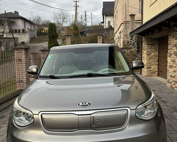 Коричневый Киа Soul, объемом двигателя 0 л и пробегом 83 тыс. км за 6900 $, фото 1 на Automoto.ua