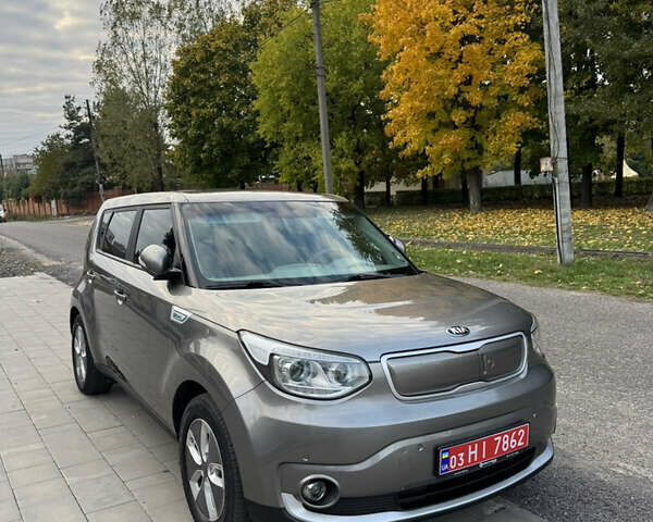 Коричневый Киа Soul, объемом двигателя 0 л и пробегом 111 тыс. км за 10300 $, фото 1 на Automoto.ua