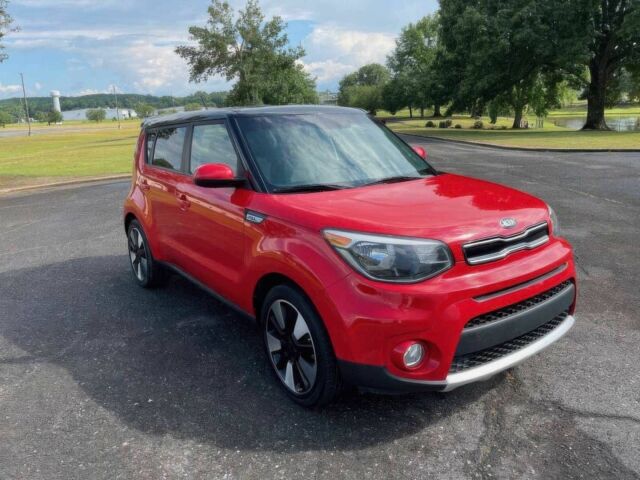 Красный Киа Soul, объемом двигателя 0 л и пробегом 100 тыс. км за 8600 $, фото 1 на Automoto.ua