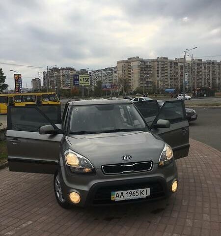 Сірий Кіа Soul, об'ємом двигуна 1.6 л та пробігом 157 тис. км за 8100 $, фото 1 на Automoto.ua