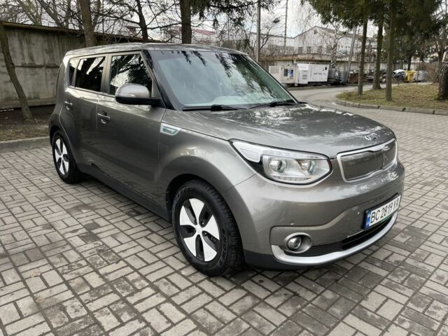 Сірий Кіа Soul, об'ємом двигуна 0 л та пробігом 134 тис. км за 11500 $, фото 1 на Automoto.ua