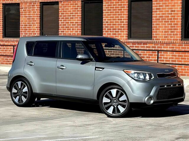 Серый Киа Soul, объемом двигателя 2 л и пробегом 73 тыс. км за 4400 $, фото 1 на Automoto.ua