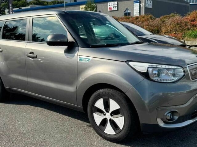 Серый Киа Soul, объемом двигателя 0 л и пробегом 102 тыс. км за 8295 $, фото 1 на Automoto.ua