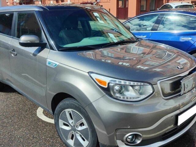Серый Киа Soul, объемом двигателя 0 л и пробегом 54 тыс. км за 10036 $, фото 1 на Automoto.ua