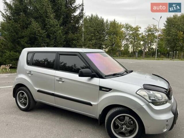 Серый Киа Soul, объемом двигателя 1.6 л и пробегом 275 тыс. км за 5999 $, фото 1 на Automoto.ua