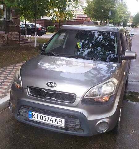 Серый Киа Soul, объемом двигателя 1.59 л и пробегом 230 тыс. км за 7900 $, фото 1 на Automoto.ua