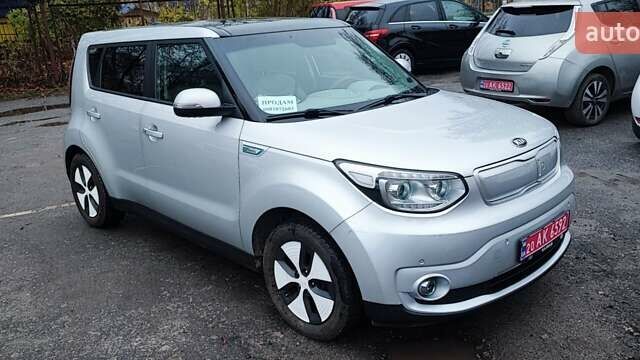 Серый Киа Soul, объемом двигателя 0 л и пробегом 84 тыс. км за 7500 $, фото 1 на Automoto.ua