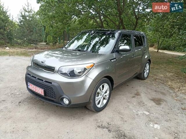 Серый Киа Soul, объемом двигателя 2 л и пробегом 180 тыс. км за 7950 $, фото 1 на Automoto.ua