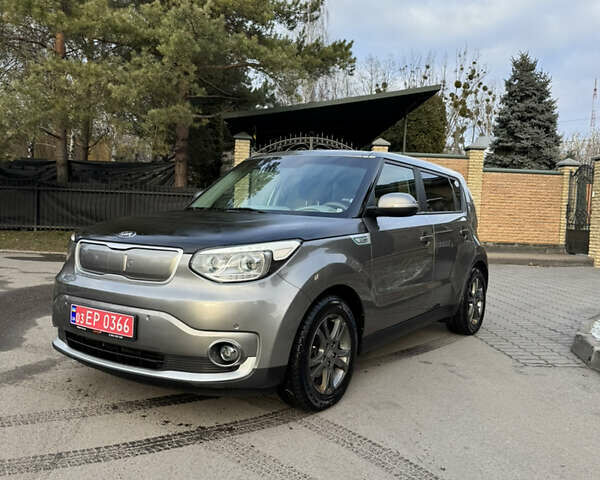 Серый Киа Soul, объемом двигателя 0 л и пробегом 119 тыс. км за 5750 $, фото 1 на Automoto.ua