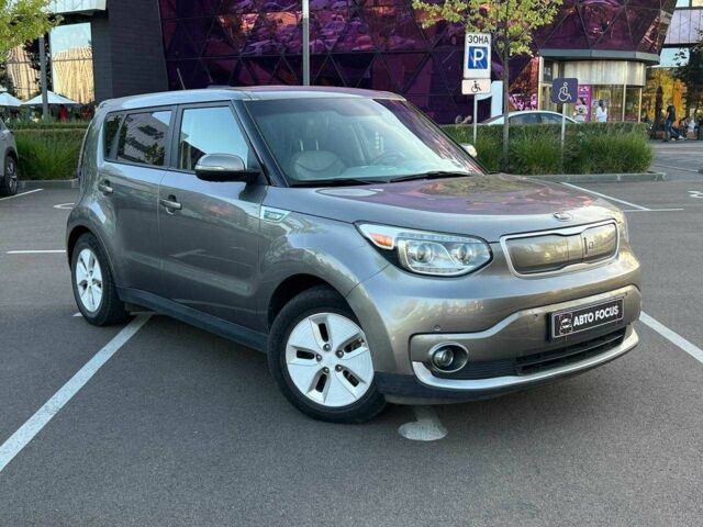 Сірий Кіа Soul, об'ємом двигуна 0 л та пробігом 150 тис. км за 7490 $, фото 1 на Automoto.ua