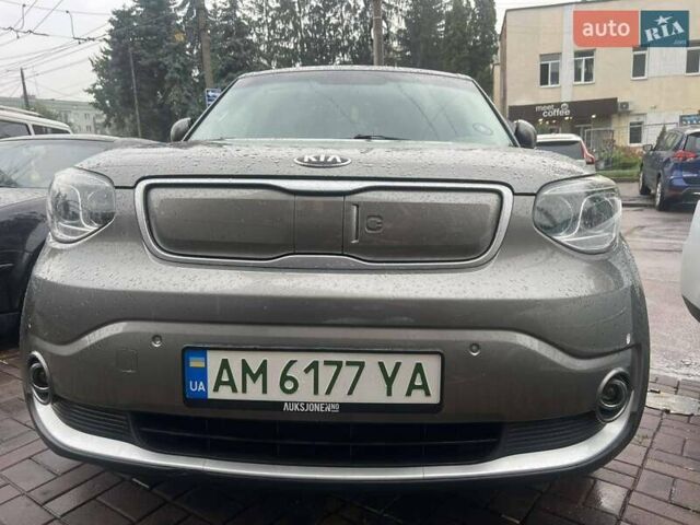 Серый Киа Soul, объемом двигателя 0 л и пробегом 122 тыс. км за 6200 $, фото 1 на Automoto.ua