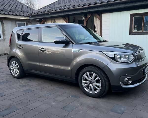 Серый Киа Soul, объемом двигателя 0 л и пробегом 111 тыс. км за 6700 $, фото 1 на Automoto.ua