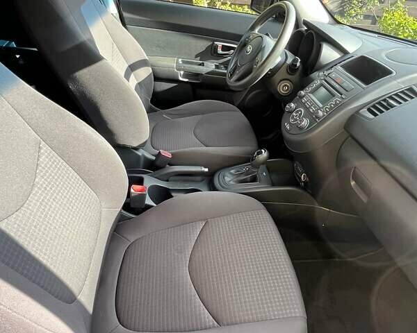 Сірий Кіа Soul, об'ємом двигуна 1.59 л та пробігом 230 тис. км за 9300 $, фото 1 на Automoto.ua