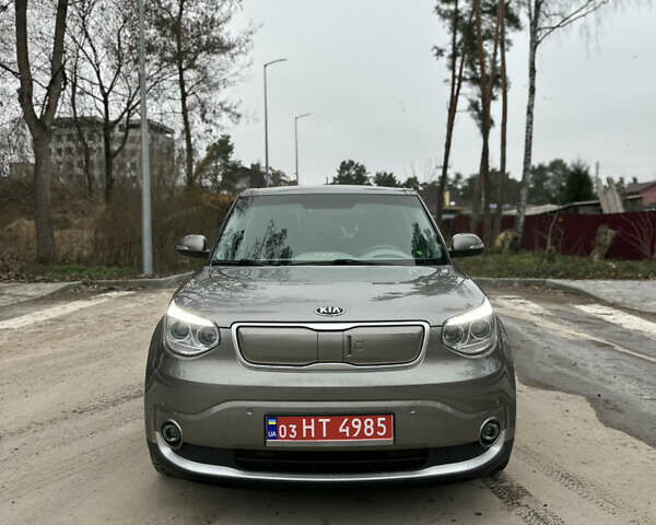 Сірий Кіа Soul, об'ємом двигуна 0 л та пробігом 142 тис. км за 10550 $, фото 1 на Automoto.ua